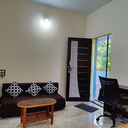 Artkarna Hotel Gokarna  Exterior photo