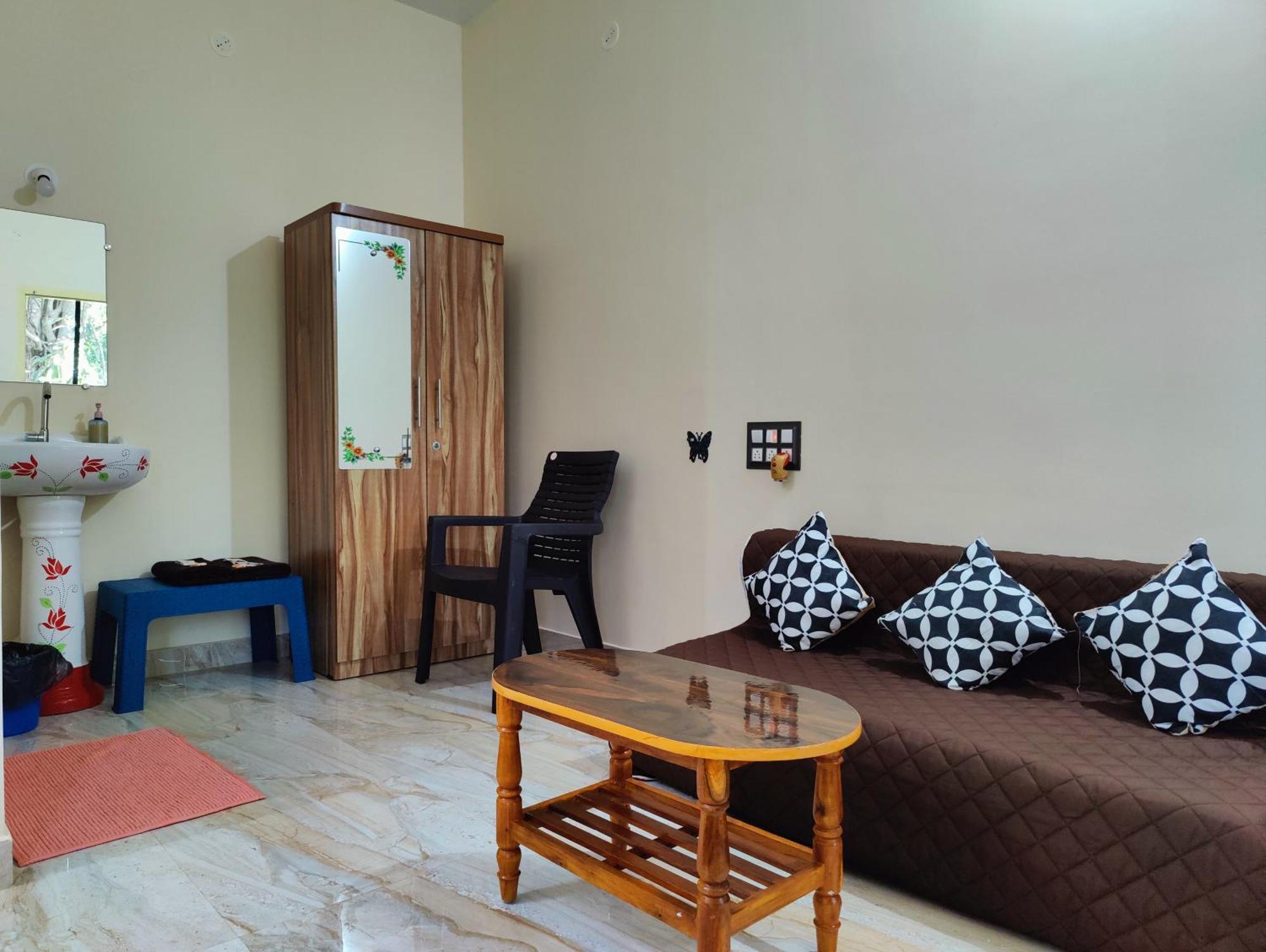 Artkarna Hotel Gokarna  Exterior photo