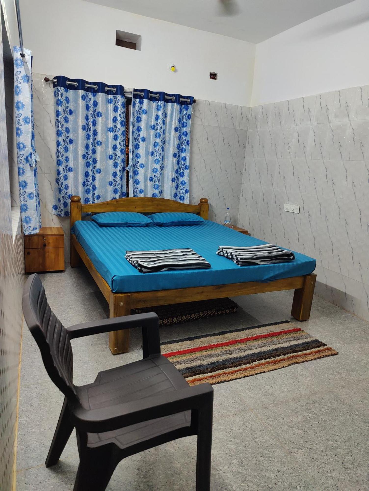 Artkarna Hotel Gokarna  Room photo