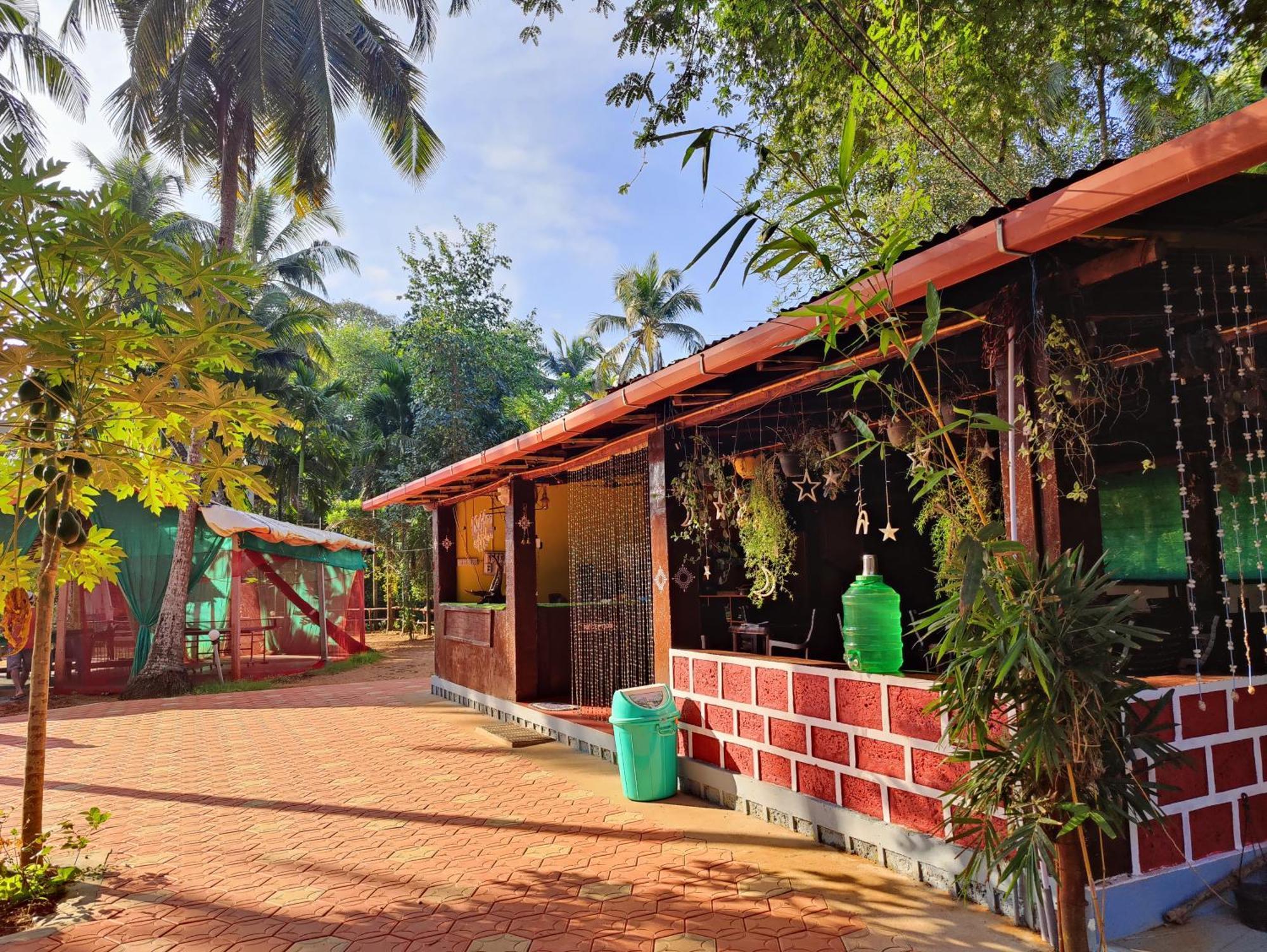 Artkarna Hotel Gokarna  Exterior photo